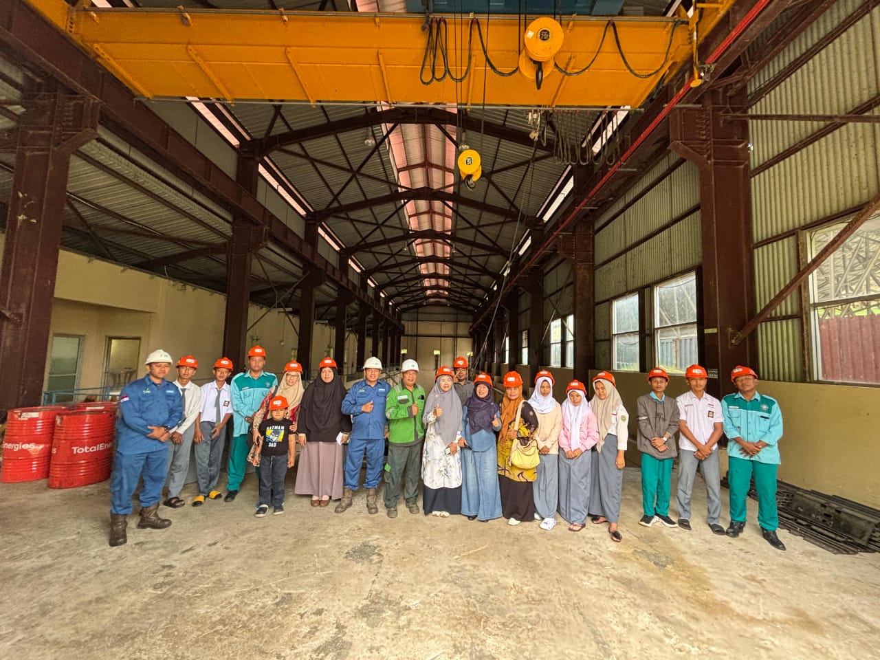 "KEGIATAN KUNJUNGAN INDUTRI KE LAHAT DI PT. GREEN LAHAT PLTM 3x3.3 MW LAHAT"